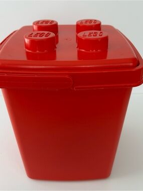 Vintage 1987 Red LEGO Brick Bucket Storage Box with Lid Samsonite Canada EMPTY